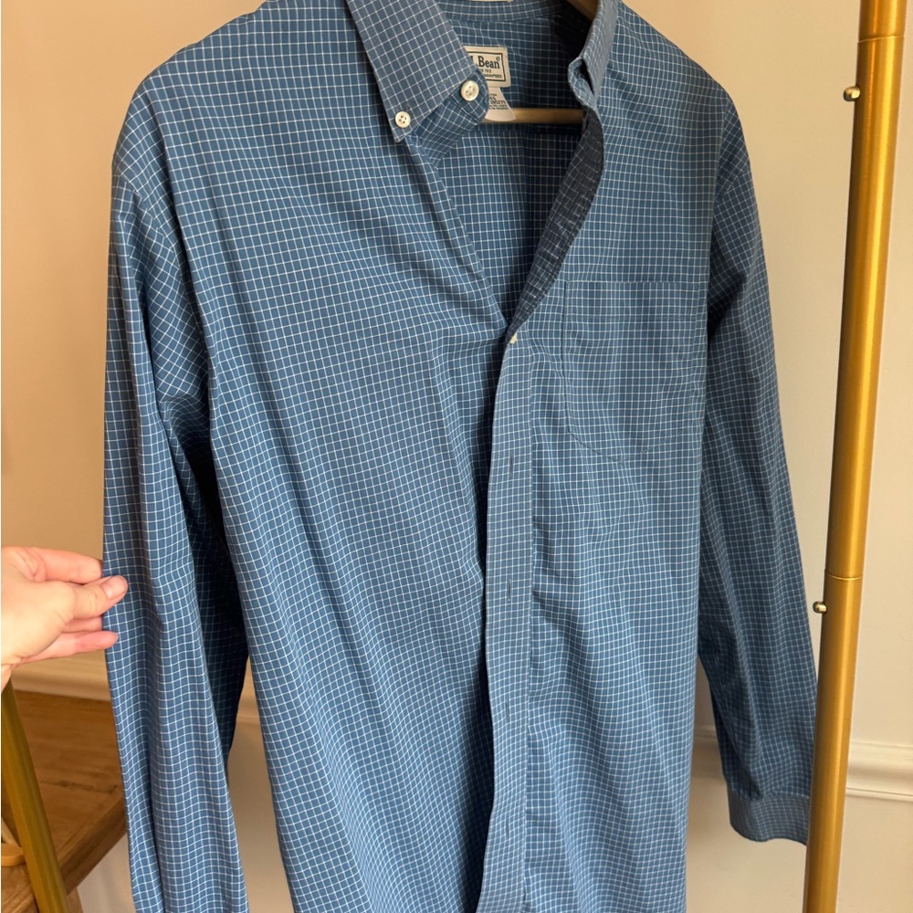 L.L. Bean Men's Blue Plaid Button Down Shirt